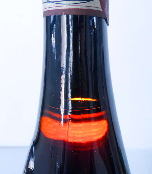 Bottiglia di vino della casa vinicola Giacomo CONTERNO, BARBARESCO degli anni 60. Monforte d'Alba