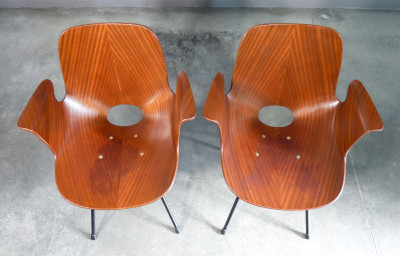 Coppi di sedie Medea, variante con braccioli, design Vittorio NOBILI per Fr. TAGLIABUE. Italia, Anni 50