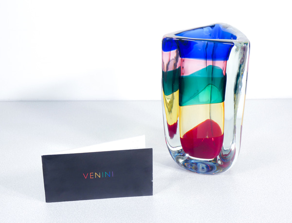 Vaso in vetro soffiato Fasce Sommerse Fulvio BIANCONI per VENINI. Numero 16, con libretto originale. Murano, 2008