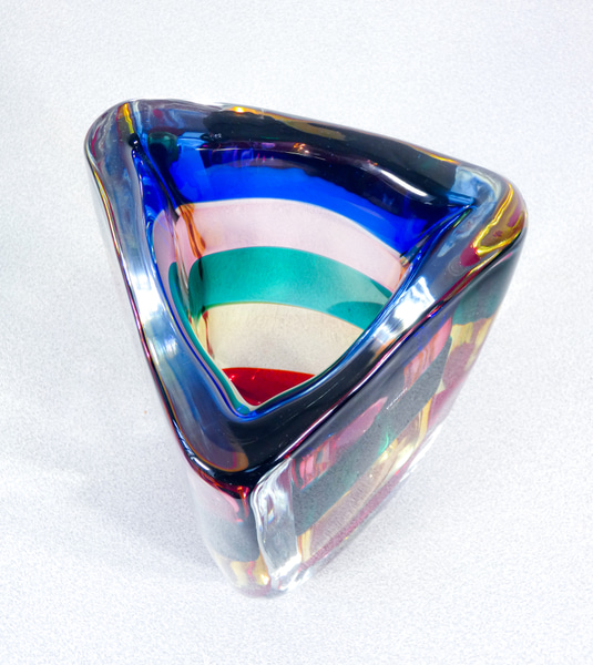Vaso in vetro soffiato Fasce Sommerse Fulvio BIANCONI per VENINI. Numero 16, con libretto originale. Murano, 2008