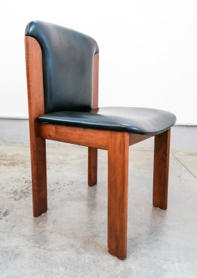 Set di sei sedie, design Titina AMMANNATI & Giampiero VITELLI per Catalano in legno di noce e pelle nera. Italia, Anni 70