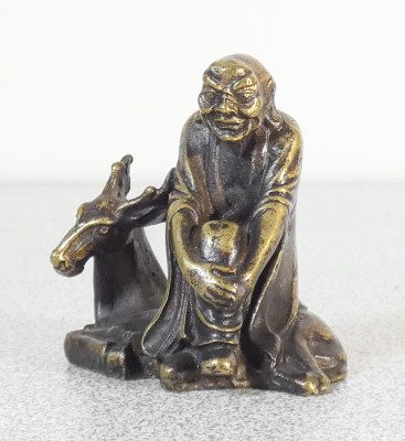 Sculturina in bronzo raffigurante un santo cinese taoista. Cina, Novecento