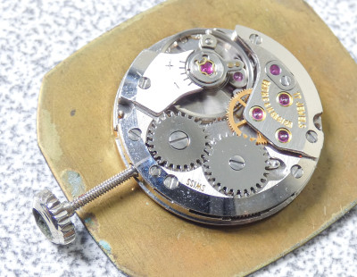 Orologio da polso da uomo a carica manuale BAUME & MERCIER Cal. ETA 2512. Svizzera, Anni 60/70