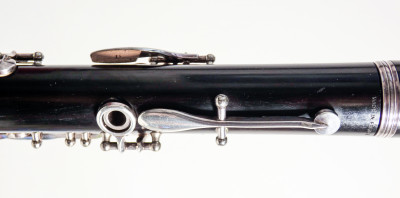 Clarinetto vintage LEBLANC Paris, n° 44141, con bocchino in vetro Pomarico. Con custodia. Francia/Italia, Anni 70