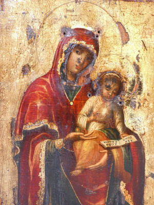 Antica icona russa con riza in argento. Madonna con Bambino. Primo Ottocento