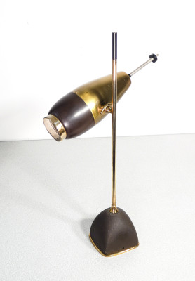 Lampada da tavolo modello 577, design Oscar TORLASCO per LUMI. Italia, Anni 50