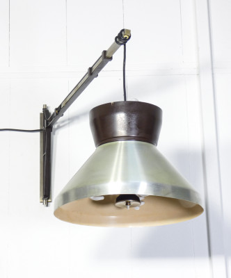 Lampada da muro con braccio estensibile modello 617, design Oscar TORLASCO per LUMI. Italia, Anni 60