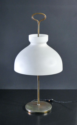 Lampada da tavolo Arenzano LTA3, design Ignazio GARDELLA per AZUCENA. Italia, 1956
