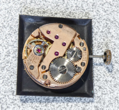 Orologio da polso a carica manuale PRYNGEPS Ferrotex - Special, con quadrante dei secondi e datario. Svizzera, Anni 60