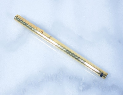 Penna stilografica AURORA Hastil design Marco ZANUSO, corpo e pennino laminati in oro 14k, promozionale Hewlett Packard. Italia, Anni 70