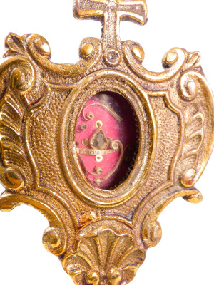 Reliquia di S.ta Felicita Martire, reliquiario in ottone, sigillo arcivescovile in ceralacca. Italia, Ottocento