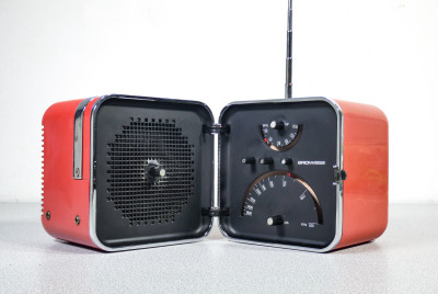 Radio vintage BRIONVEGA Cubo - TS 502. Design Marco ZANUSO e Richard SAPPER. Italia, Anni 60