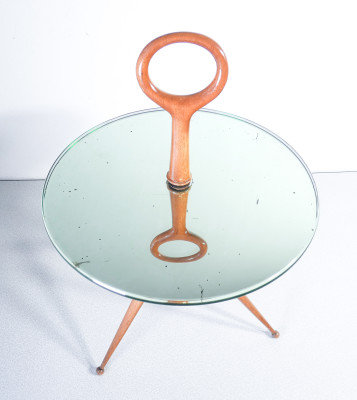 Tavolino da caffé design Cesare LACCA, in legno di noce e piano specchiato. Italia, Anni 40/50