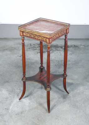 Tavolino di servizio Napoleone III, gueridon in legno, con piano in marmo. Ottocento