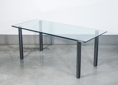 Tavolo in cristallo design italiano nello stile di Marco ZANUSO. Italia, Anni 80