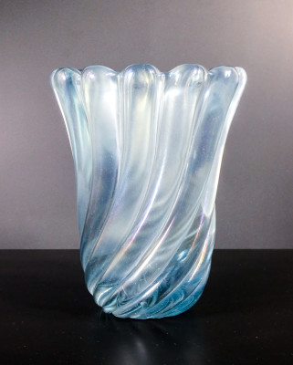Vaso in vetro soffiato trasparente mod. 7609, design Flavio POLI per SEGUSO. Italia