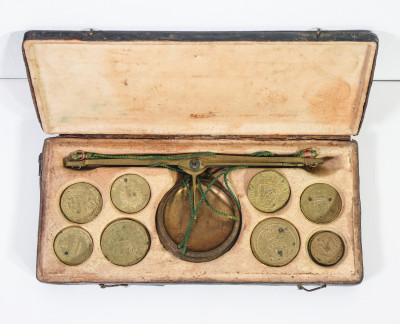 ?? ANTICA BILANCIA BILANCINO PESI MONETALI MONETARI EPOCA 800 NUMISMATICA MONETA
