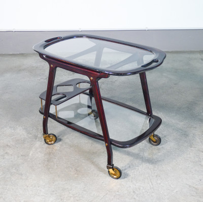 Carrello portavivande design Cesare LACCA, in legno laccato e vetro, con vassoio estraibile. Italia, Anni 50