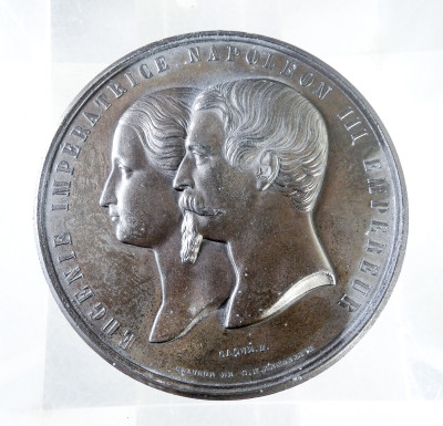 Lotto di medaglie francesi, raffiguranti Luigi XV, Maurizio di Sassonia, Luigi XVI e Napoleone III con la consorte Eugenia. Francia