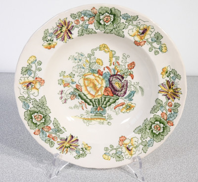 Servizio da tavola MASON'S in ceramica decorata, composto da 41 pezzi. Inghilterra, Novecento