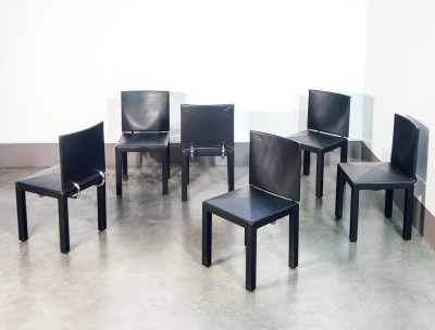 Set di sei sedie Arcadia design Paolo PIVA per B&B. Rivestimento in pelle nera. Italia, Anni 80