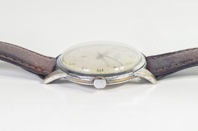 Orologio da polso a carica manuale AVIA King cal. AS 1203. Svizzera, Anni 50