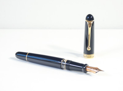Penna stilografica Nuova AURORA 88 in custodia originale. Italia