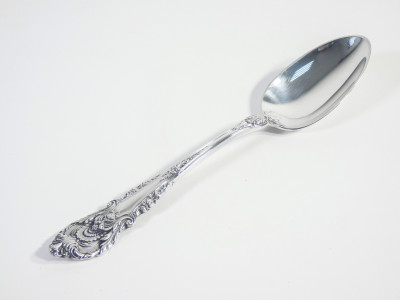 Servizio da tavola WALLACE Sterling Grande Baroque in argento 925 composto da 61 pezzi. Stati Uniti, XX sec.
