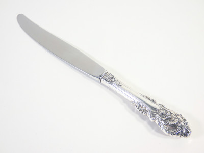 Servizio da tavola WALLACE Sterling Grande Baroque in argento 925 composto da 61 pezzi. Stati Uniti, XX sec.