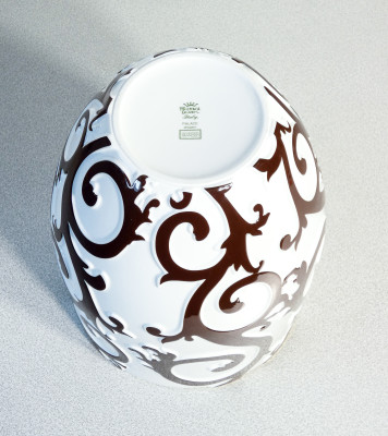 Vaso e piatto in porcellana collezione Palace, design Gian Battista VANNOZZI per RICHARD GINORI. Italia, Anni 90