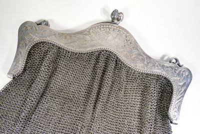 Borsetta in argento Art Nouveau. Primissimo Novecento