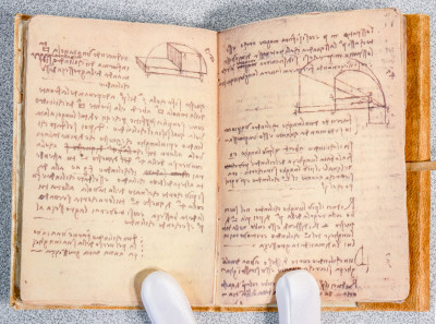 Edizione in facsimile del CODICE FORSTER I di Leonardo da Vinci, con commentario. Numerato 47/199. Napoli