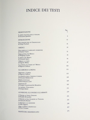 Volume da collezione I MEDICI e gli ASBURGO LORENA, Edizioni d'Italia - Editalia, a cura di Arrigo Pecchioli, riccamente illustrato, con copertina in cuoio sblazato. Esemplare 485/2499. Italia, 1991