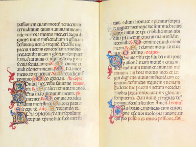 Edizione in facsimile del LIBRO D’ORE DI MODENA datato 1390, in espositore girevole in plexiglass. Il Bulino, 2006