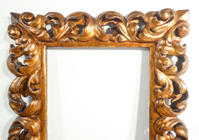 Dipinto a olio su tela, Prelato in bella cornice barocca Luigi XIV, dorata in foglia oro. 1700/1800