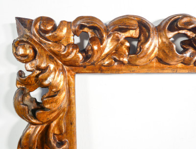 Dipinto a olio su tela, Prelato in bella cornice barocca Luigi XIV, dorata in foglia oro. 1700/1800