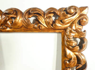 Dipinto a olio su tela, Prelato in bella cornice barocca Luigi XIV, dorata in foglia oro. 1700/1800