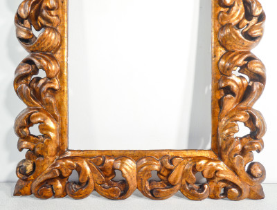 Dipinto a olio su tela, Prelato in bella cornice barocca Luigi XIV, dorata in foglia oro. 1700/1800