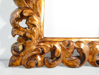 Dipinto a olio su tela, Prelato in bella cornice barocca Luigi XIV, dorata in foglia oro. 1700/1800