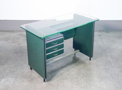 Scrivania da bambino con tre cassetti e sedia, design di Umberto MASCAGNI. Italia, Anni 50