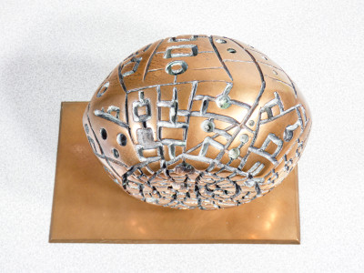 Scultura in bronzo di Lino TINÈ, Città. Con autentica firmata. Italia, 1969