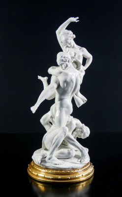 Gruppo scultoreo in porcellana firmata Giuseppe CAPPÉ Ratto delle Sabine. Italia, Anni 60