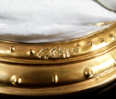 Gruppo scultoreo in porcellana firmata Giuseppe CAPPÉ Ratto delle Sabine. Italia, Anni 60