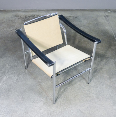 Sedia LC1, design LE CORBUSIER, JEANNERET, PERRIAND per Cassina. n. 21449. Italia, Anni 60
