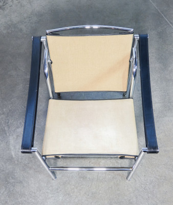 Sedia LC1, design LE CORBUSIER, JEANNERET, PERRIAND per Cassina. n. 21449. Italia, Anni 60