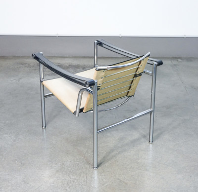 Sedia LC1, design LE CORBUSIER, JEANNERET, PERRIAND per Cassina. n. 21449. Italia, Anni 60