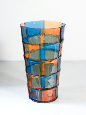 Vaso in resina policroma Bamboo della serie Lezioni, design di Enzo MARI per CORSI. Italia, 2013