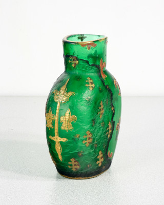 Vaso DAUM Frères in vetro soffiato e acidato, con Gigli, Croci di Lorena e una Spada Coronata. Nancy, Ultimo quarto dell'Ottocento