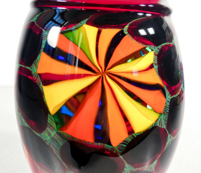 Vaso in vetro soffiato policromo di Murano, design Paolo CREPAX. Murano, Anni 90