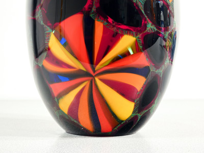 Vaso in vetro soffiato policromo di Murano, design Paolo CREPAX. Murano, Anni 90